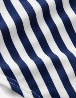 Bas de bikini intemporel