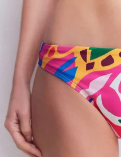 Bas de bikini intemporel