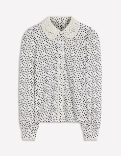 Blouse avec col en dentelle