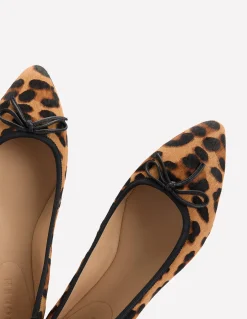 Chaussures plates à bout pointu et semelles souples