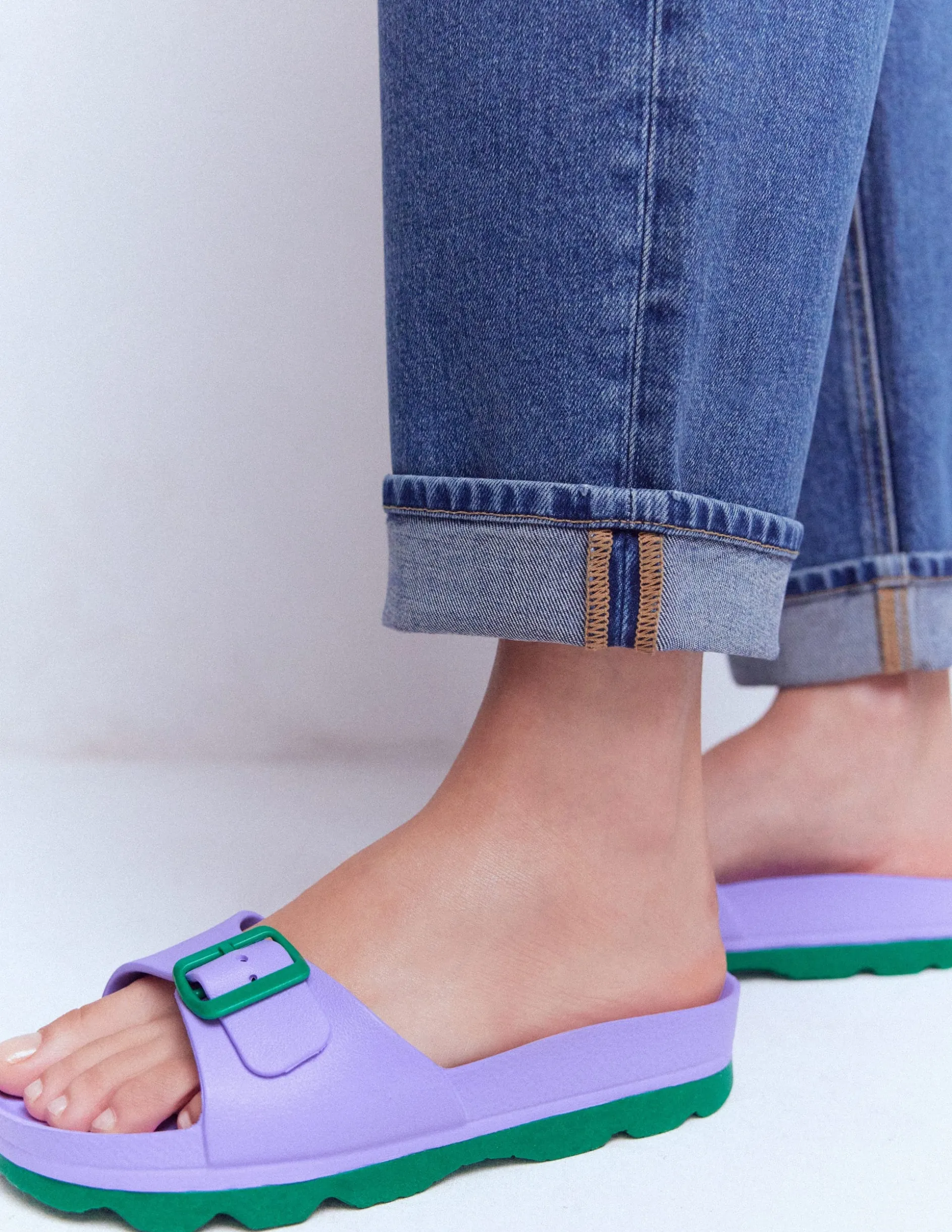 Claquettes Lyla à boucle unique