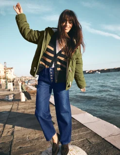 Jean droit à boutons apparents