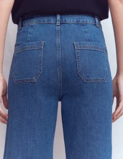 Jean droit à poches