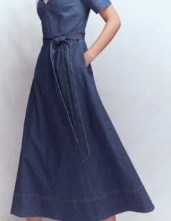 Robe à col en V en jean