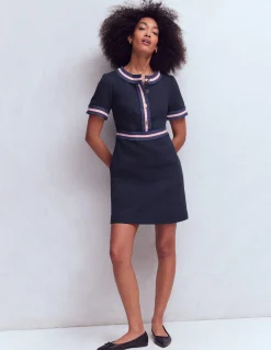 Robe courte à boutons