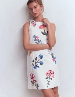 Robe courte habillée en lin