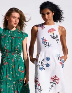 Robe courte habillée en lin