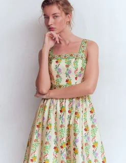 Robe de cérémonie à col carré