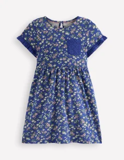 Robe en jersey à poche et broderie anglaise
