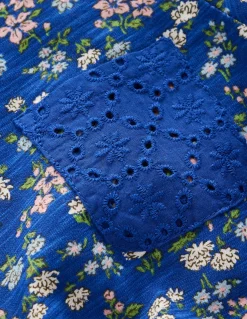 Robe en jersey à poche et broderie anglaise