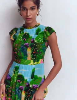 Robe longue plissée et volantée