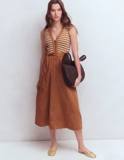 Robe zippée sur le devant en mélange de techniques