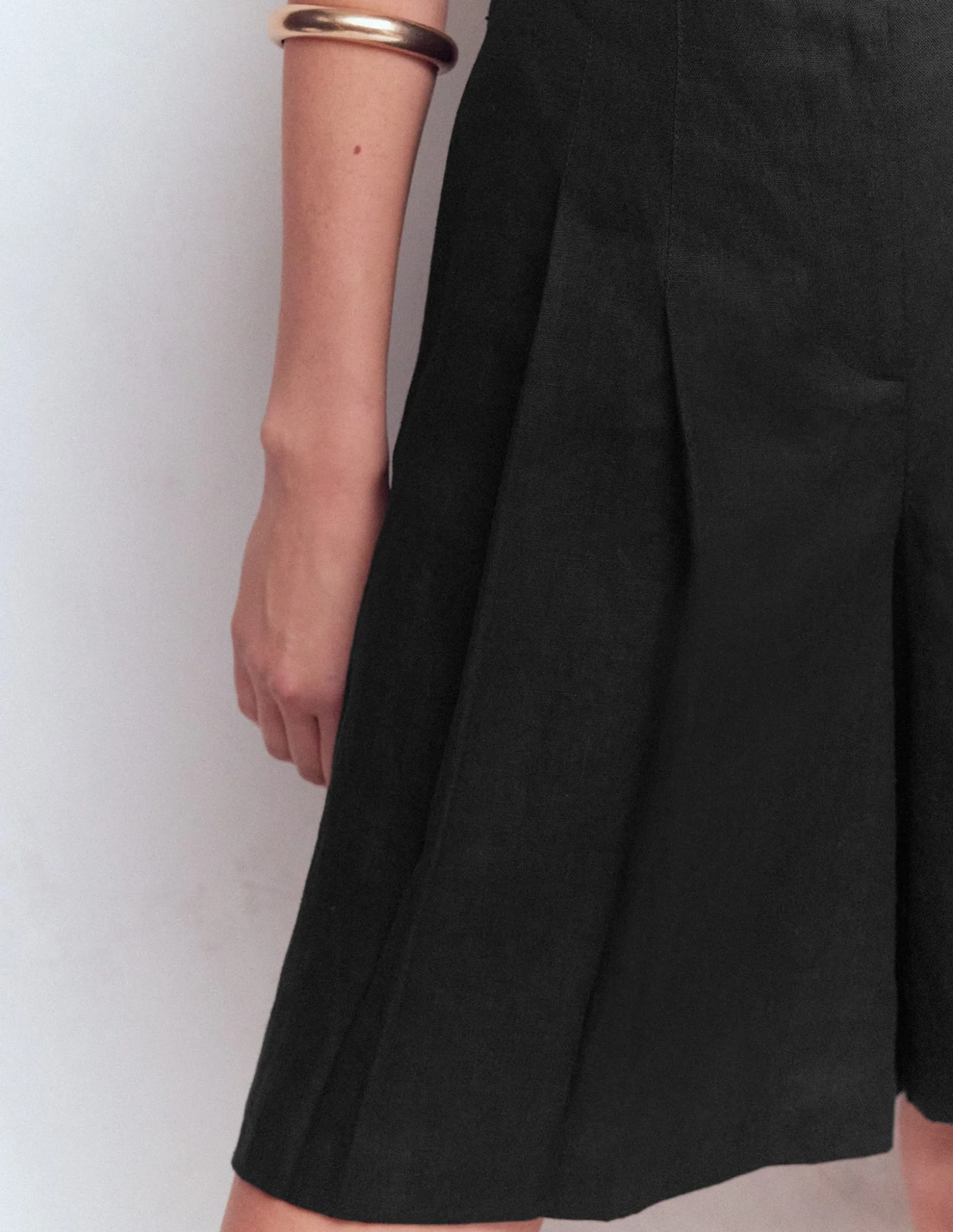 Short Highbury plissé en lin