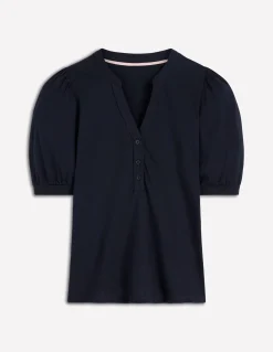 Top à manches courtes et col tunisien ouvert